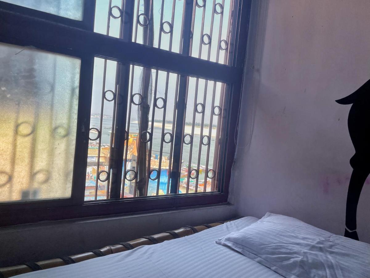 Shri Guest House Varanasi Exterior photo
