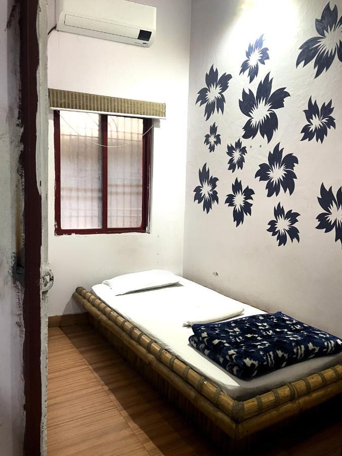 Shri Guest House Varanasi Exterior photo