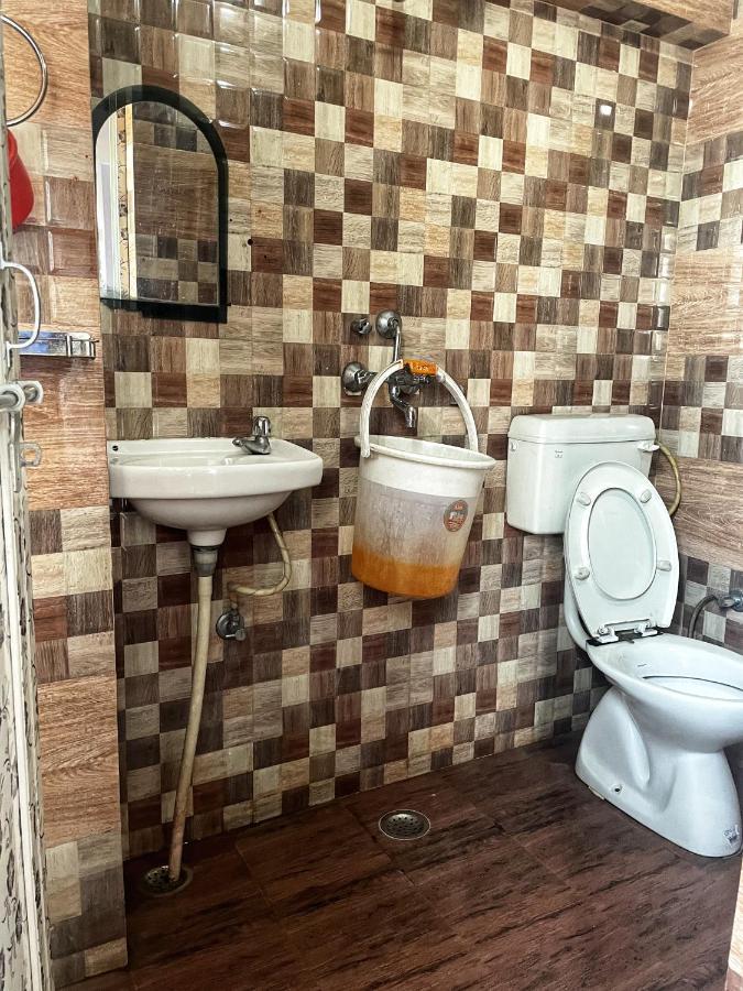 Shri Guest House Varanasi Exterior photo