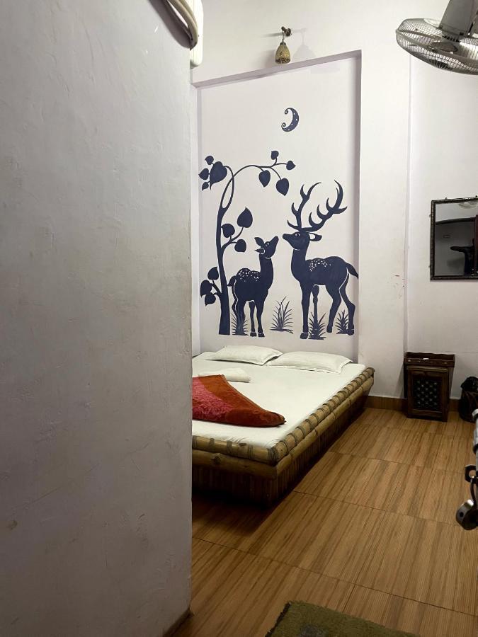 Shri Guest House Varanasi Exterior photo