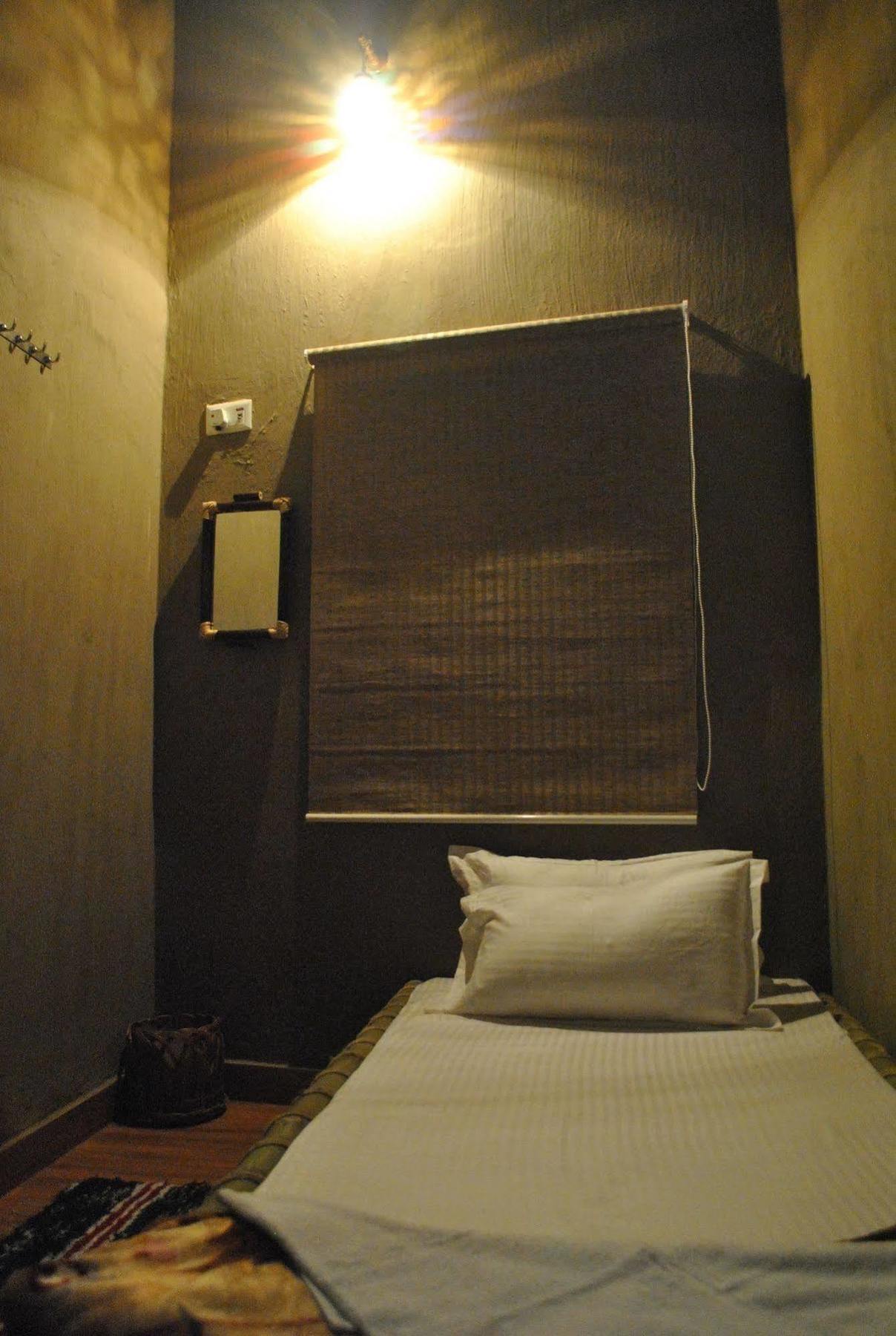 Shri Guest House Varanasi Exterior photo