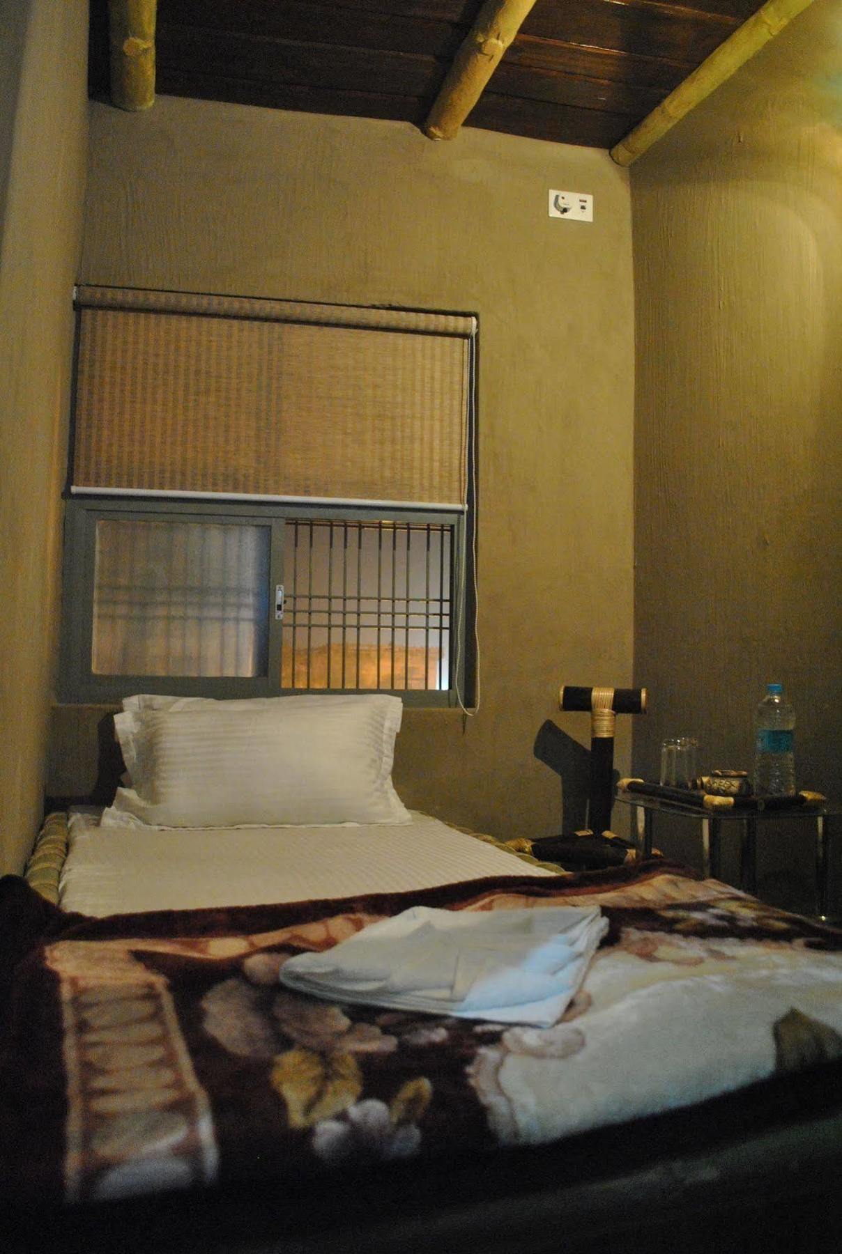 Shri Guest House Varanasi Exterior photo