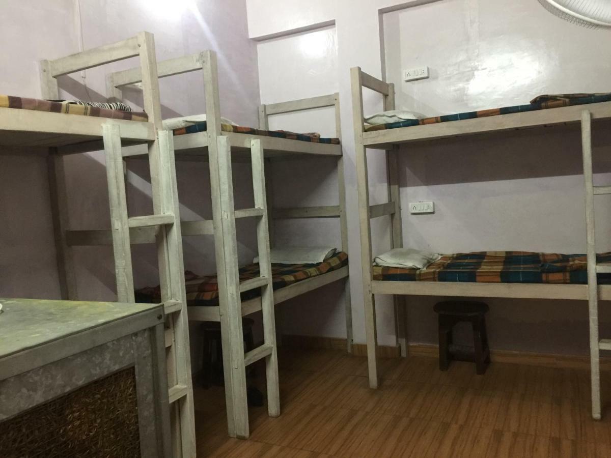 Shri Guest House Varanasi Exterior photo