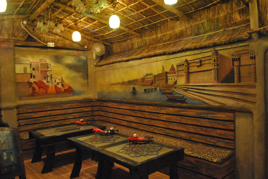 Shri Guest House Varanasi Exterior photo